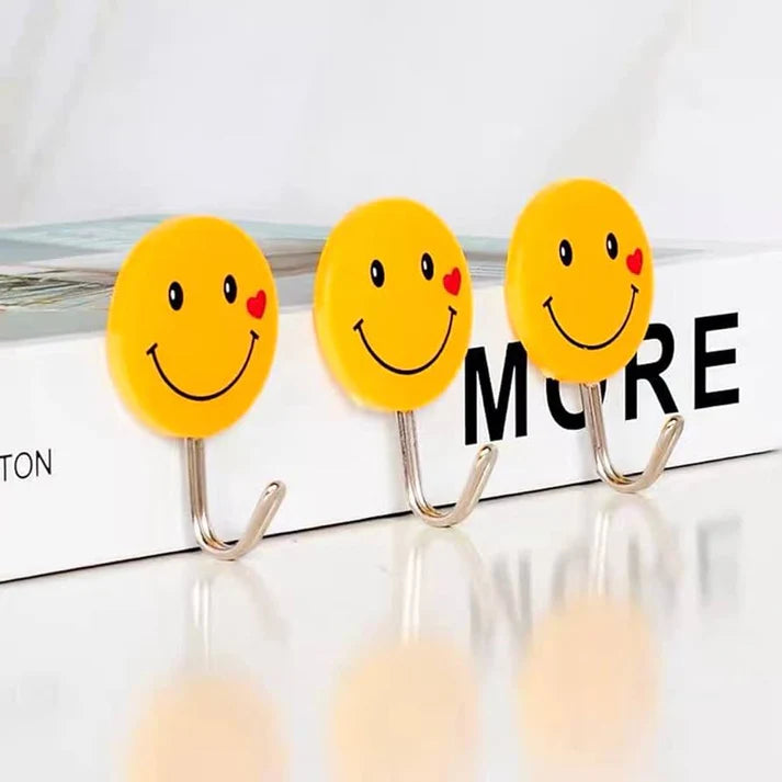 Fun Emoji Hooks For Walls (5 Pieces)