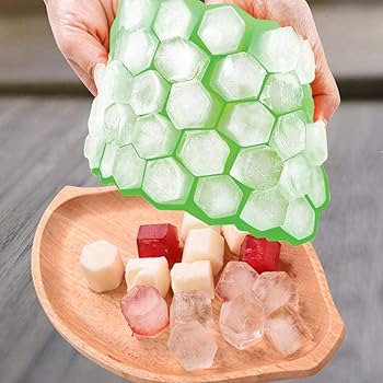 Lidded Honeycomb Ice Tray