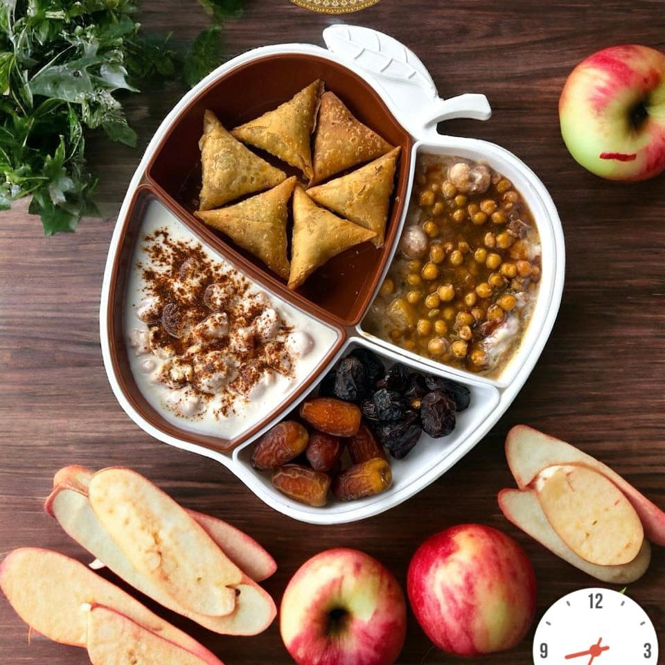 Apple Shape Snack Tray – Stylish Fruit & Snack Serving Dish